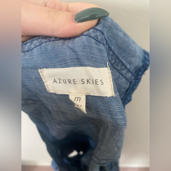 Aritzia Azure Skies Jean Short Overalls, Size Medium - Picture 5 of 5